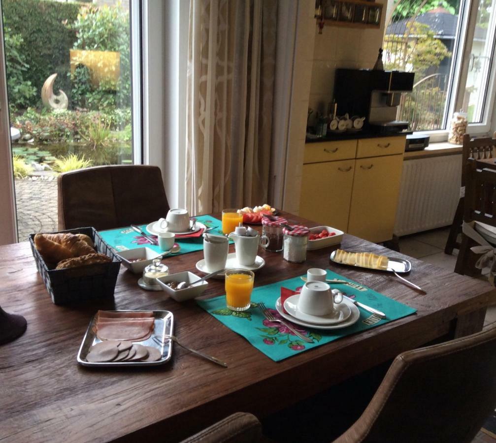 Bed and Breakfast De Aremberg Waalre Экстерьер фото